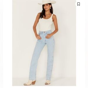 Wrangler Women's Light Blue Straight Leg Jeans